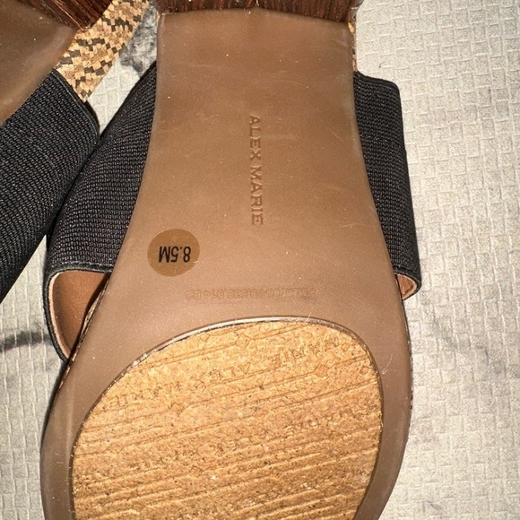 NWOT Alex Marie brown black boho thong block heel sandals 8.5 - Picture 6 of 7